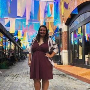 Meet your Posher, Courtney